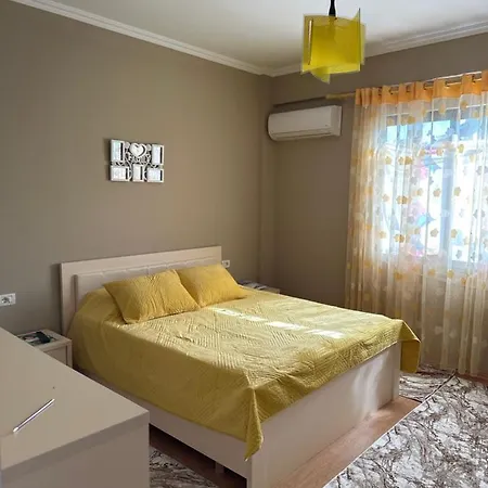 Vila Beqiri * Τίρανα